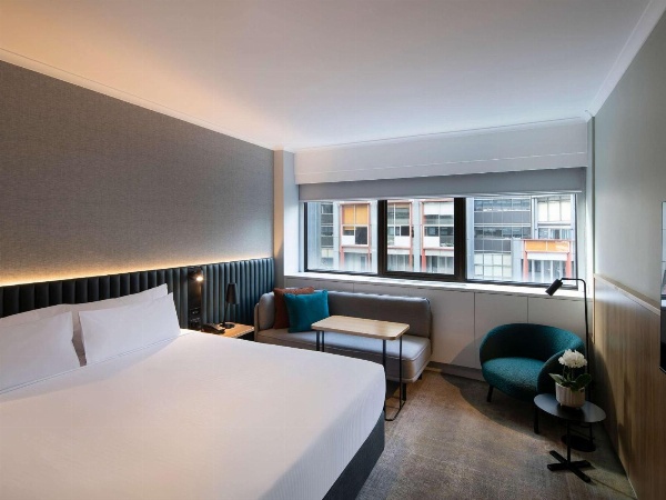 Novotel Sydney City Centre image 1
